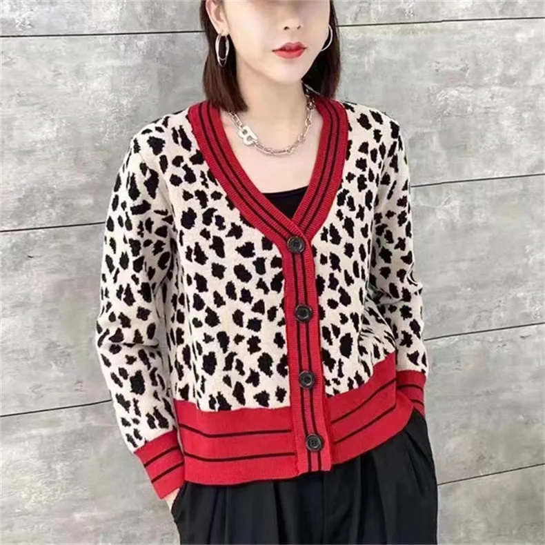 

Leopard sweater V-neck Cardigan Women's Autumn And Winter Knitted Clothes 2022 New Fashion Western-style Loose Skinny Coat Top