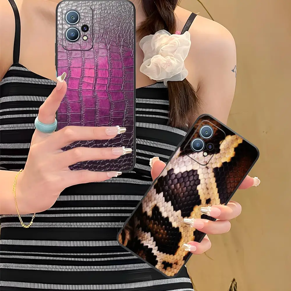 Luxury Snake Skin T…