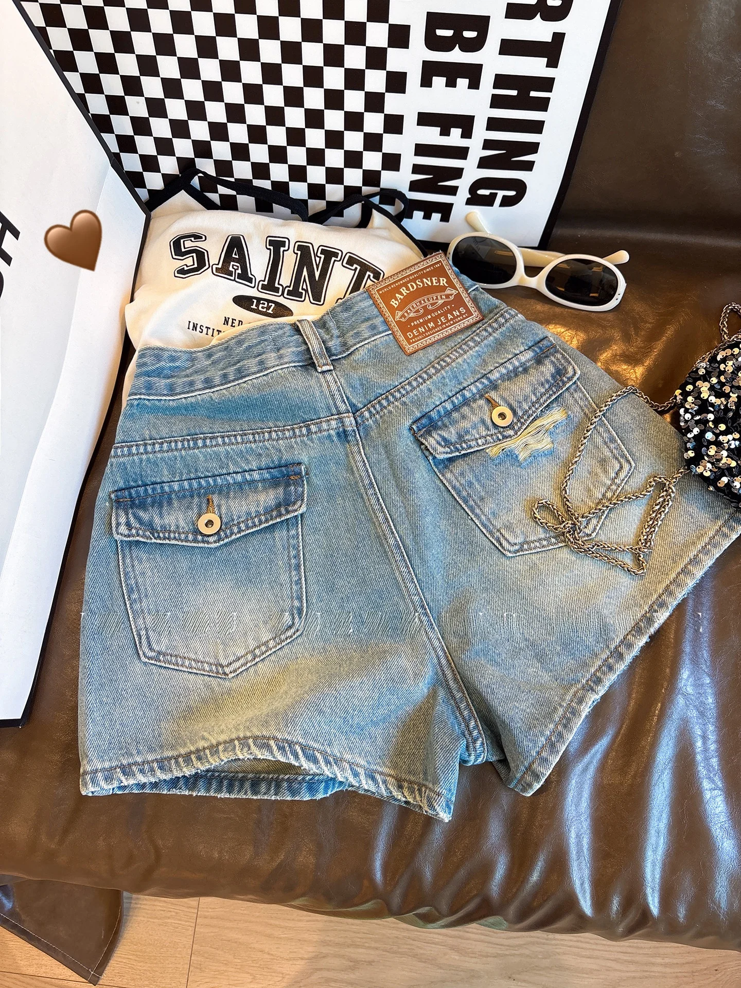 

Super Cute Light Blue Flip Cover High Waist Ripped Denim Shorts Women Summer Student Three-Quarter Length Soft Denim Jeans