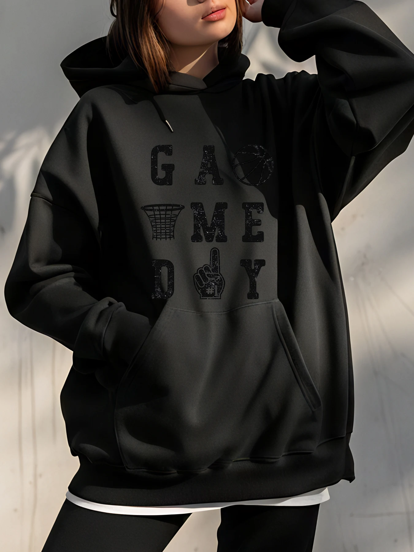 

Женская черная толстовка с капюшоном Game Day, баскетбольный принт, толстовка большого размера, повседневная уличная одежда, спортивная одежда для женщин