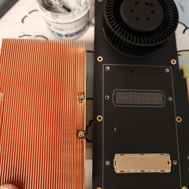 New V100SXM2toPCIE adapter board heat dissipation set, low sound and no-load 40 decibels, oversized pure copper