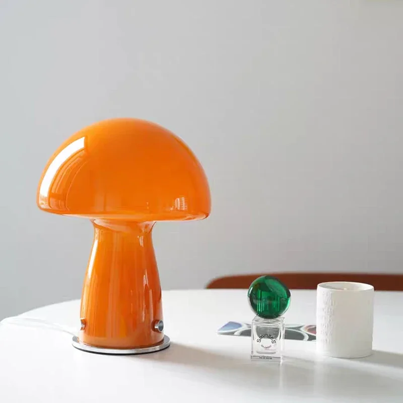 Italian Designer Cute Mushroom Decorative Table Lamp girl Desk Ornaments Room ornaments Post modern Retro led lamps Livingroom