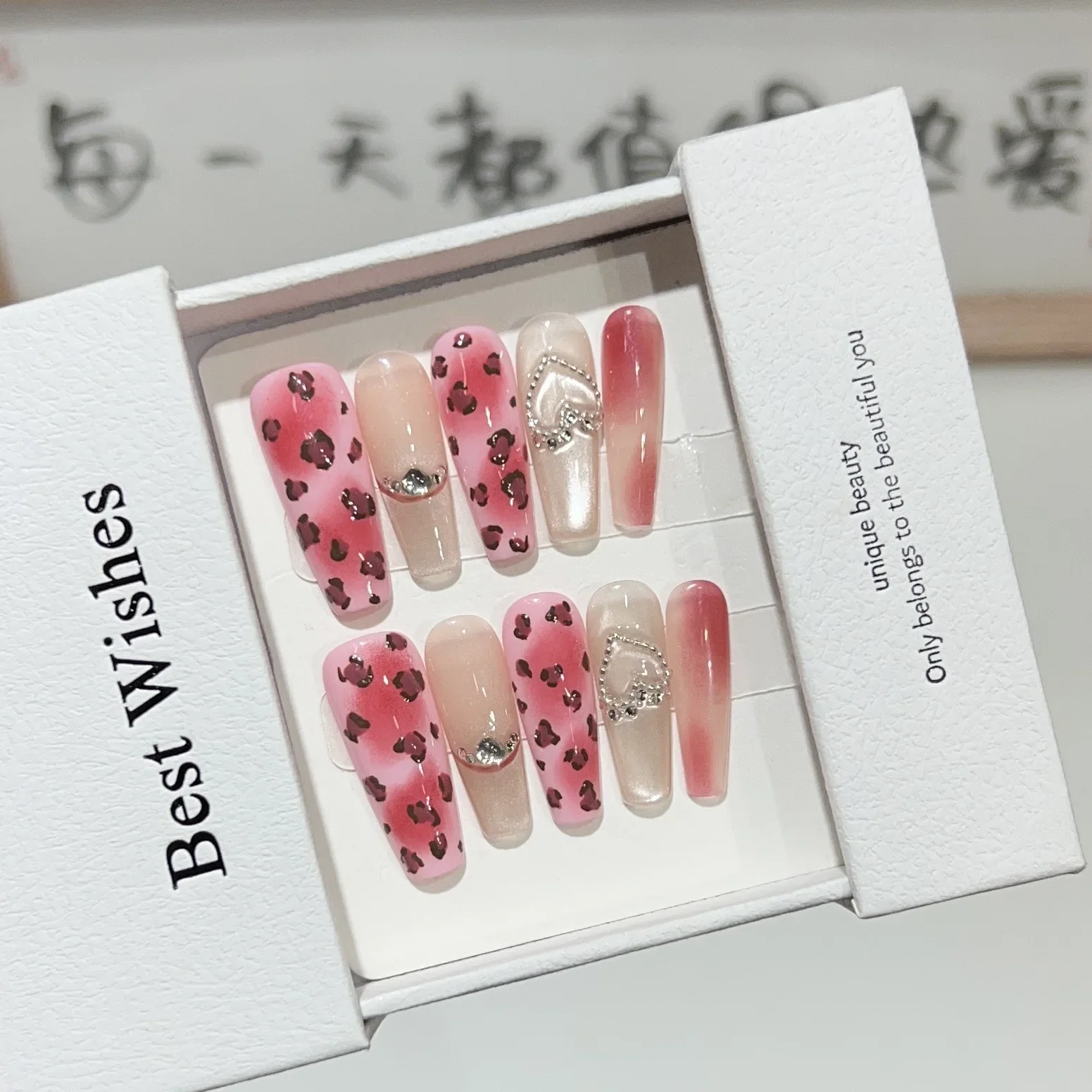 10szt Pink Leopard Print Fake Press on Nails Cat Eye Nail Love Diamond False Nails Sweet Cool French Press Ons Long Coffin Nails