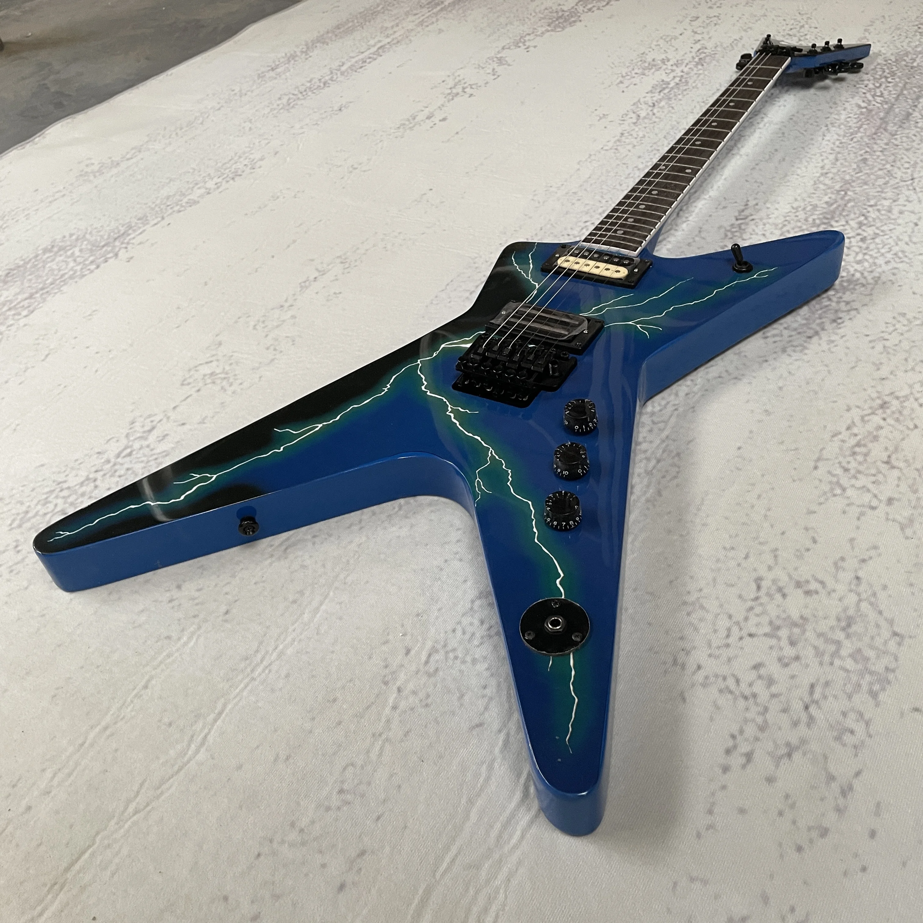 2025 Blue Dime Guitar Custom Dean Rosewood Fretboard Black Tremolo w/Bar electric guitar guitars guitarra view 2