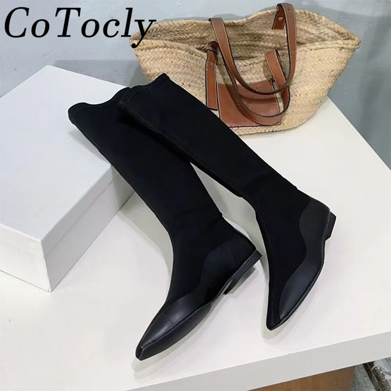 المبيعات الساخنة أحذية الركبة عالية النساء ساحة تو الانزلاق على تمتد أحذية امرأة المدرج أحذية سوداء الراحة شقة أحذية طويلة امرأة