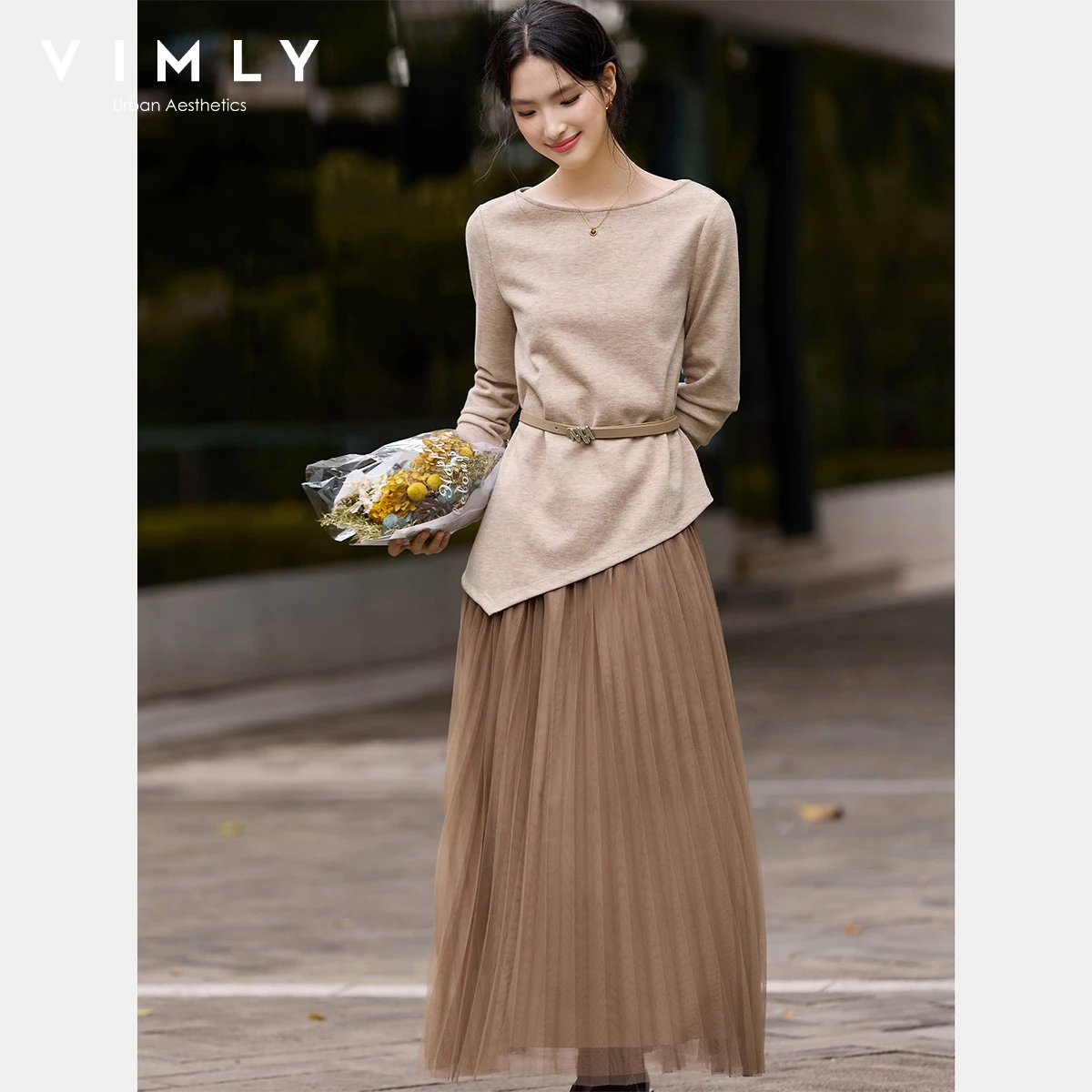 VIMLY Set Rok 2 Potong Pakaian Wanita Elegan Atasan Kerah Slash Cokelat Rok Panjang Lipit Musim Gugur 2025 Set Dua Potong Wanita A3259