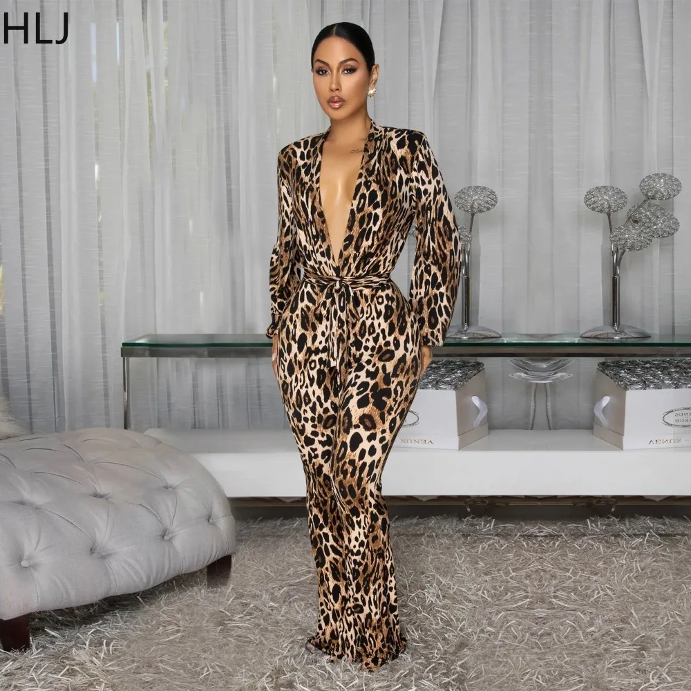 HLJ موضة ليوبارد طباعة Bodycon حللا امرأة العميق الخامس الرقبة طويلة الأكمام ضمادة المرقعة السروال القصير الإناث الشارع الشهير وزرة