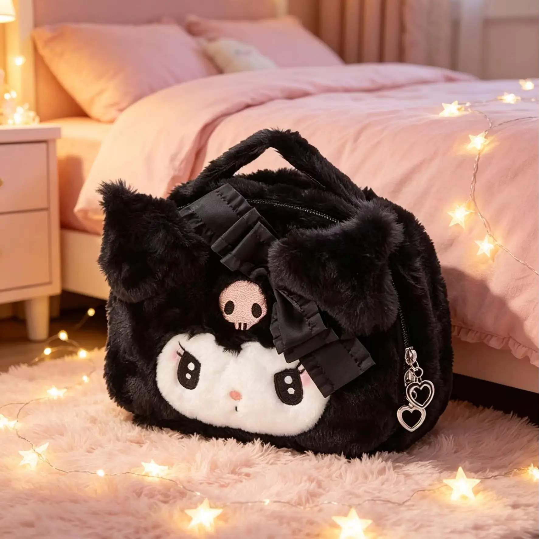 Cute large-capacity toiletry bag, travel plush handbag, student portable storage bag, makeup bag