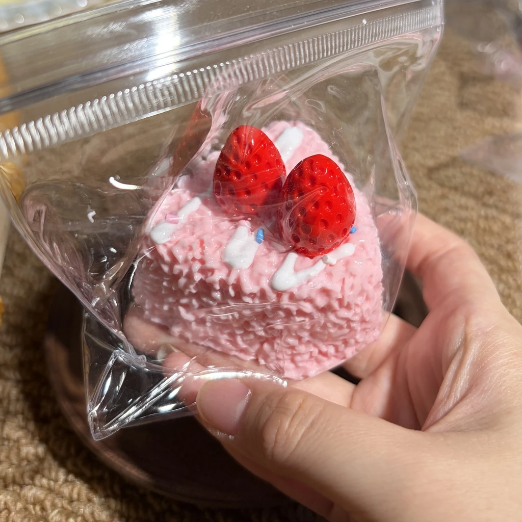 Squishy Simulated Strawberry Cake Squeeze Toys Silicone Soft Slow Rebound Sensory Fidget Toys for Stress Relief Decompression