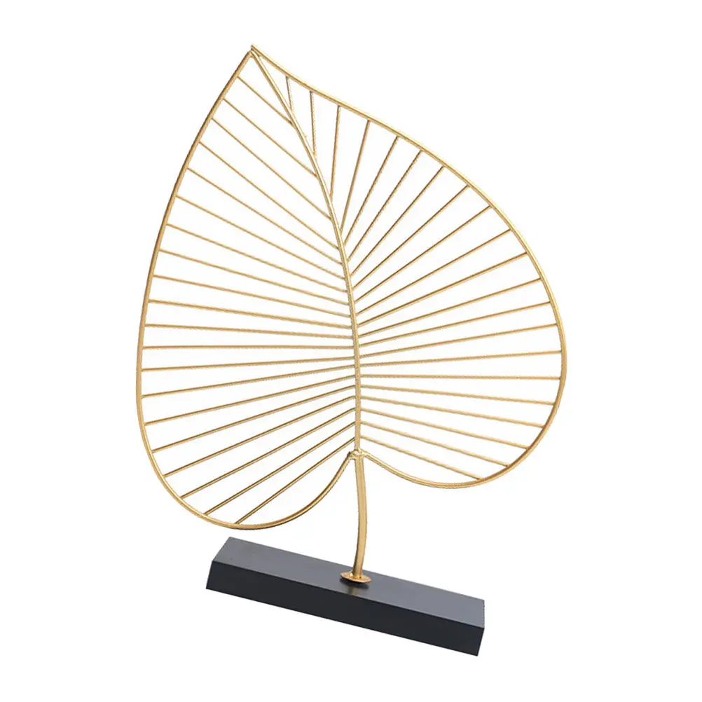 1Pcs Iron Craft Leaf Ornament Creative Desktop Decor Hollow-Out Leaf Design Indoor Office Desk Adornment Compact Space-Saving