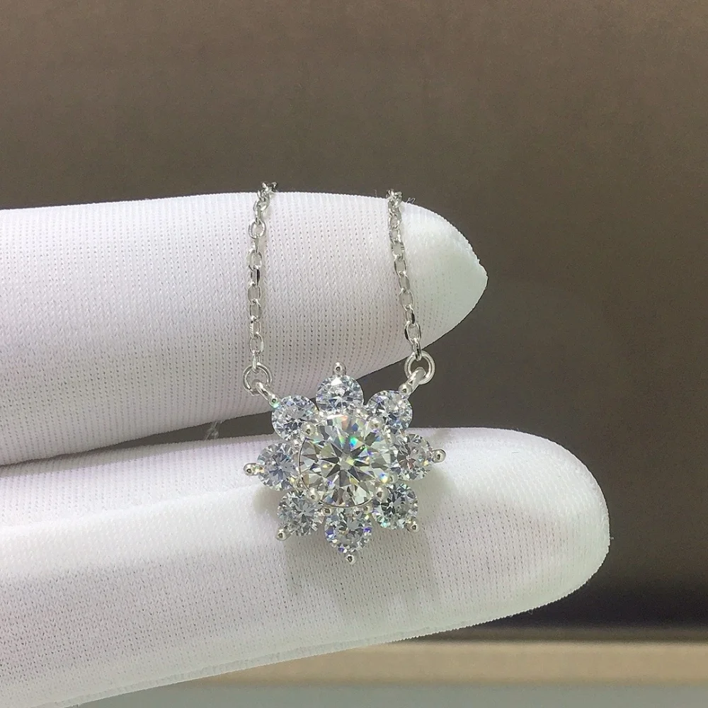 

S925 1 Carat High Quality Moissanite Diamond Sun Flower Pendant Fashion Elegance Jewelry Birthday Women Mature Charm Gift