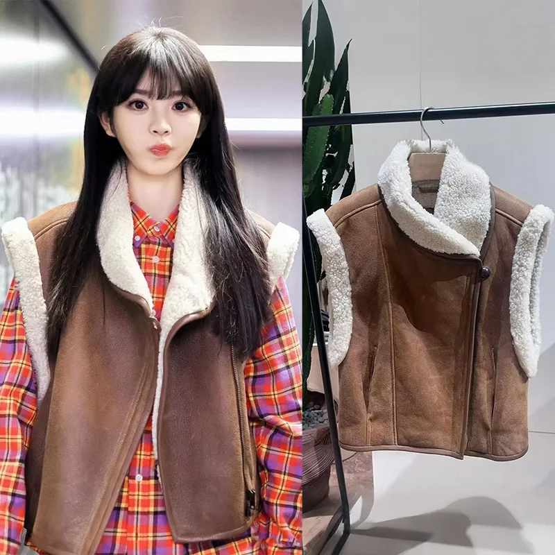 

Gift Free】2025 Autumn Winter Faux Shearling Warm Oversized Notched Collar Short Vest Jacket for Women
