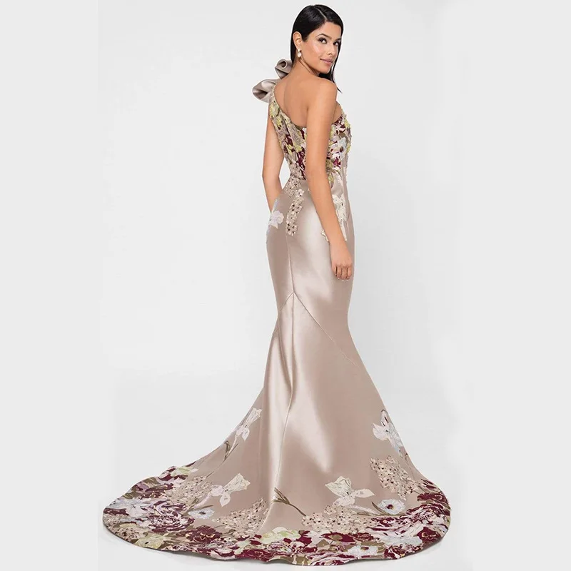 

2025 New Banquet, Women's Temperament Annual Meeting, Embroidered Flower Dress, Long Dress