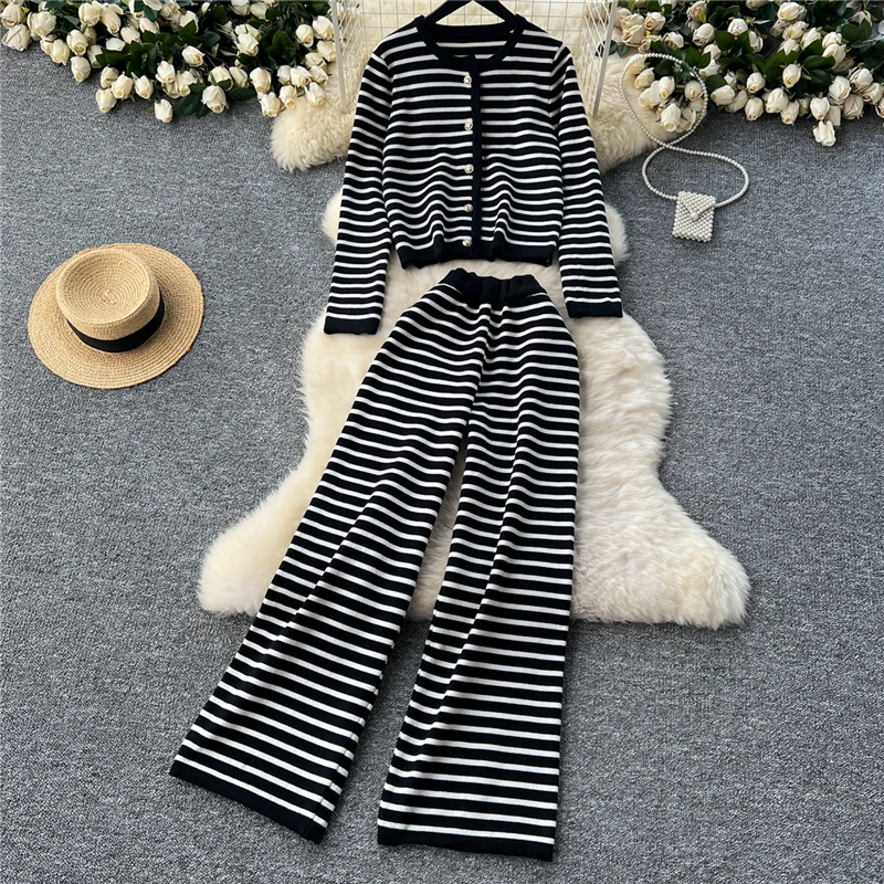 REALEFT Autumn Winter 2 Pieces Striped Women\'s Sets Knitting Tracksuit O-Neck Cardigan Sweater and Wide Leg Pants Suits 2024