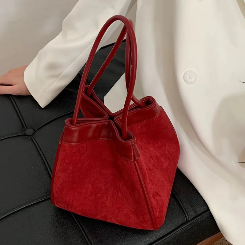 Red Bucket Bag New Texture Christmas and New Year Handheld Bag Women Autumn Winter Red Bride Wedding Splicing Style Bag