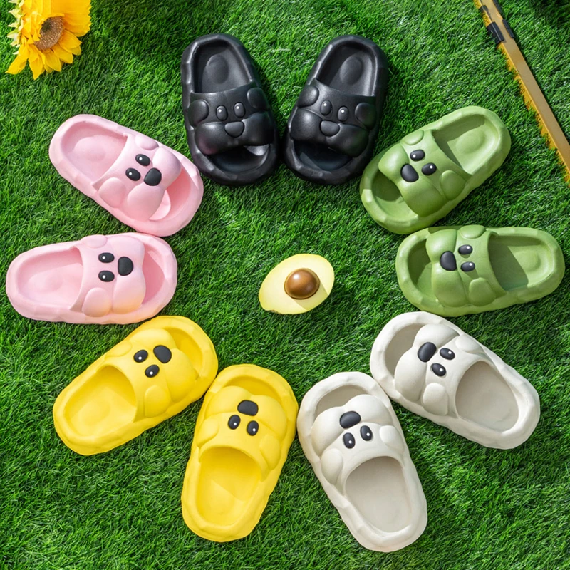 Children\'s slippers cute cartoon dog slippers indoor shower outdoor swimming pool anti slip lightweight parent-child shoes