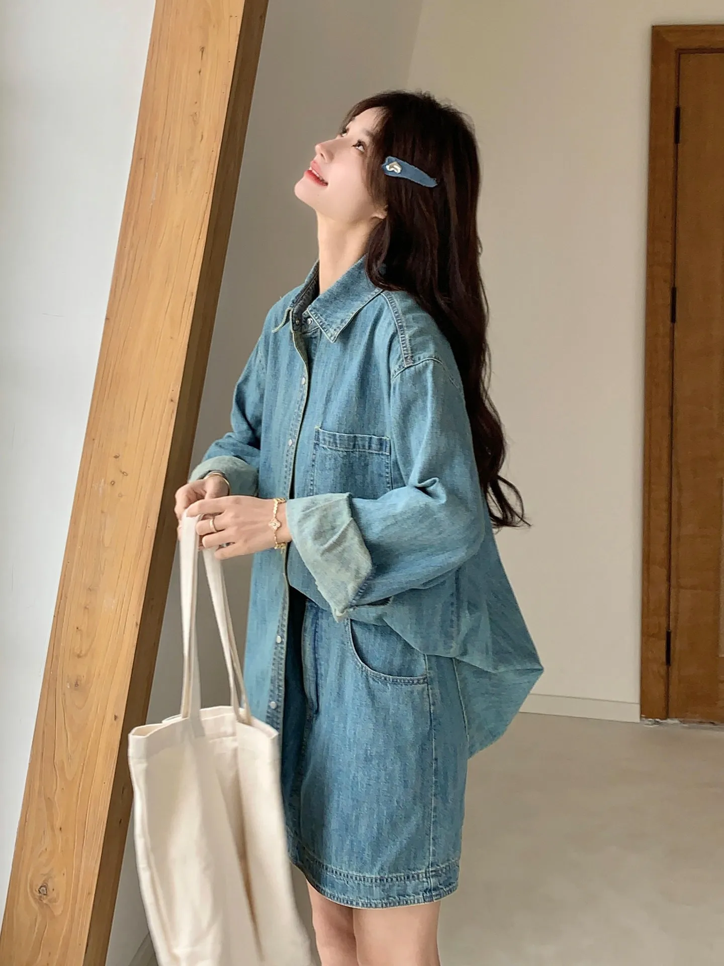 

Retro Denim Casual Shirt Wrap Shoulder Half Skirt Set Women's Spring 2026 New Fashionable Two-Piece Set High Waist Loose Fit