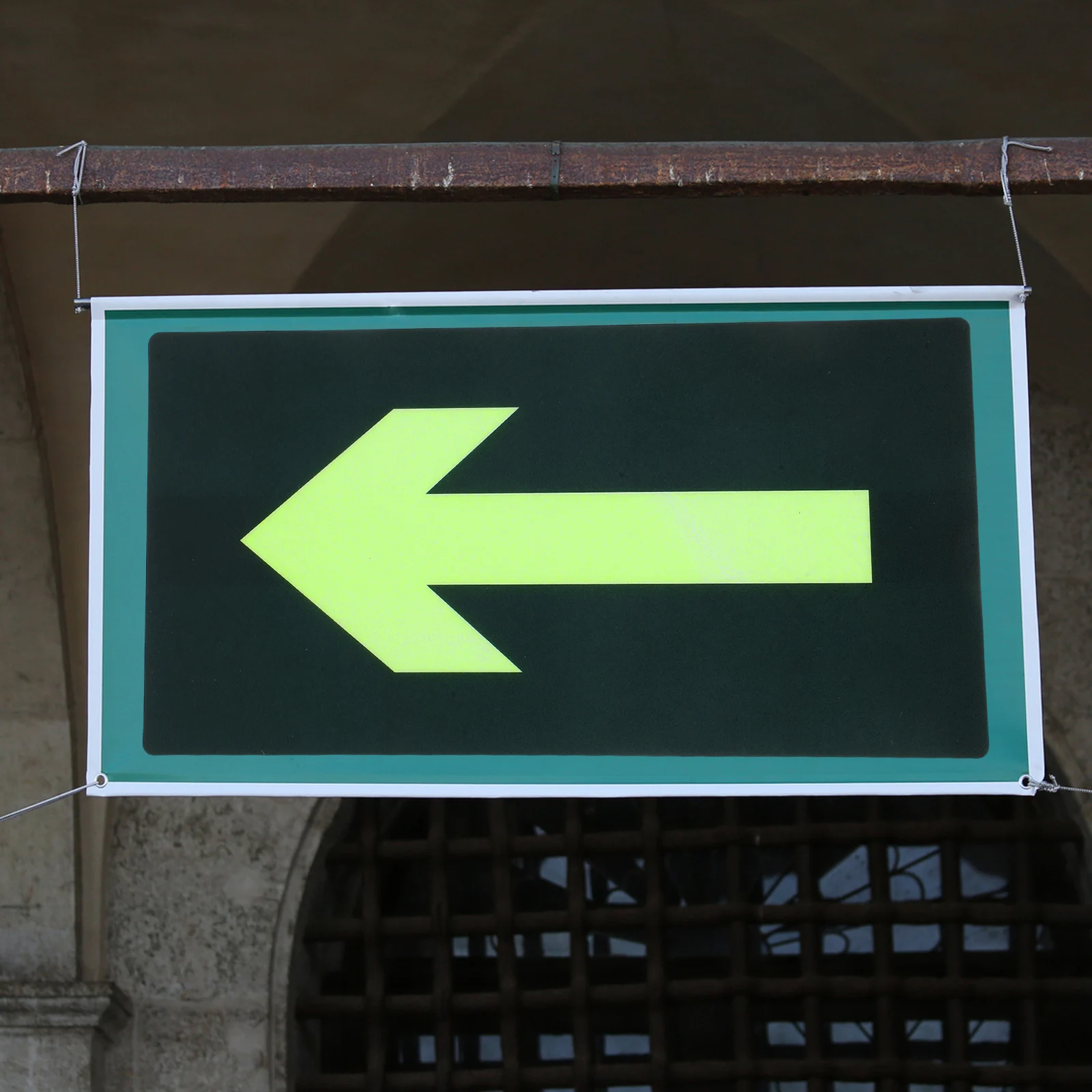 

8Pcs Glow in The Dark Exit Arrow Stickers Waterproof Fire Emergency Evacuation Self Adhesive Safety Signs for Public Areas