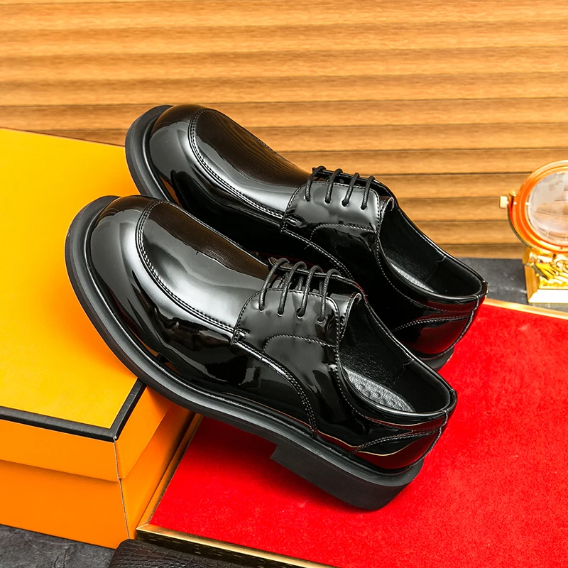 Luxury Men's Patent Leather Formal Shoes Gradient Green Mirror Surface Business Dress Shoes Oxford Style Party Wedding Shoes