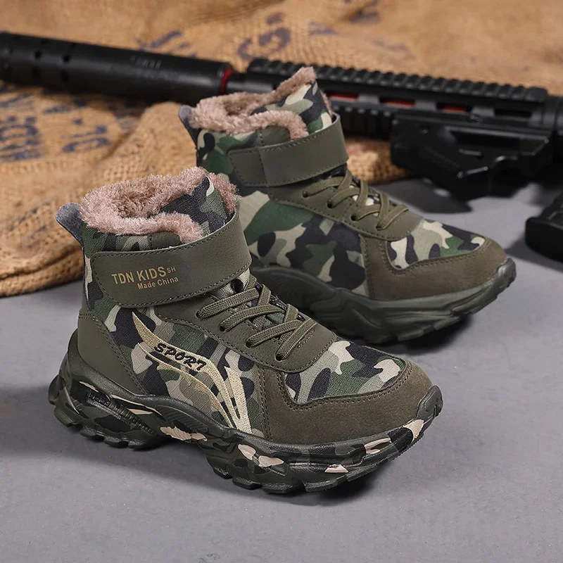 Botas de neve camufladas para crianças e adolescentes, tênis grosso e quente, botas de peles artificiais para crianças, tendência, inverno, 2024