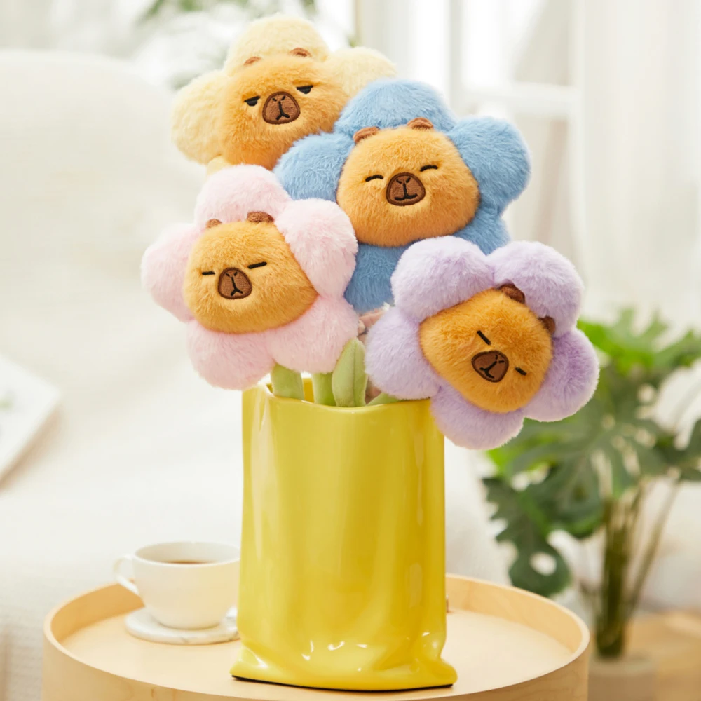 

Маленькая желтая капибара, плюшевая игрушка, официальная подлинная серия «Спящие среди цветов», кукла, орнамент, подарок, мягкая игрушка в виде животного