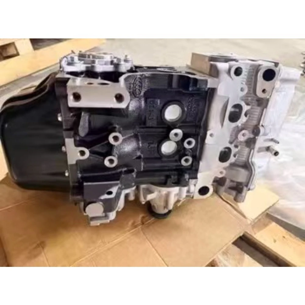 engine  The cylinder block, cylinder head, and refurbished parts are all brand new