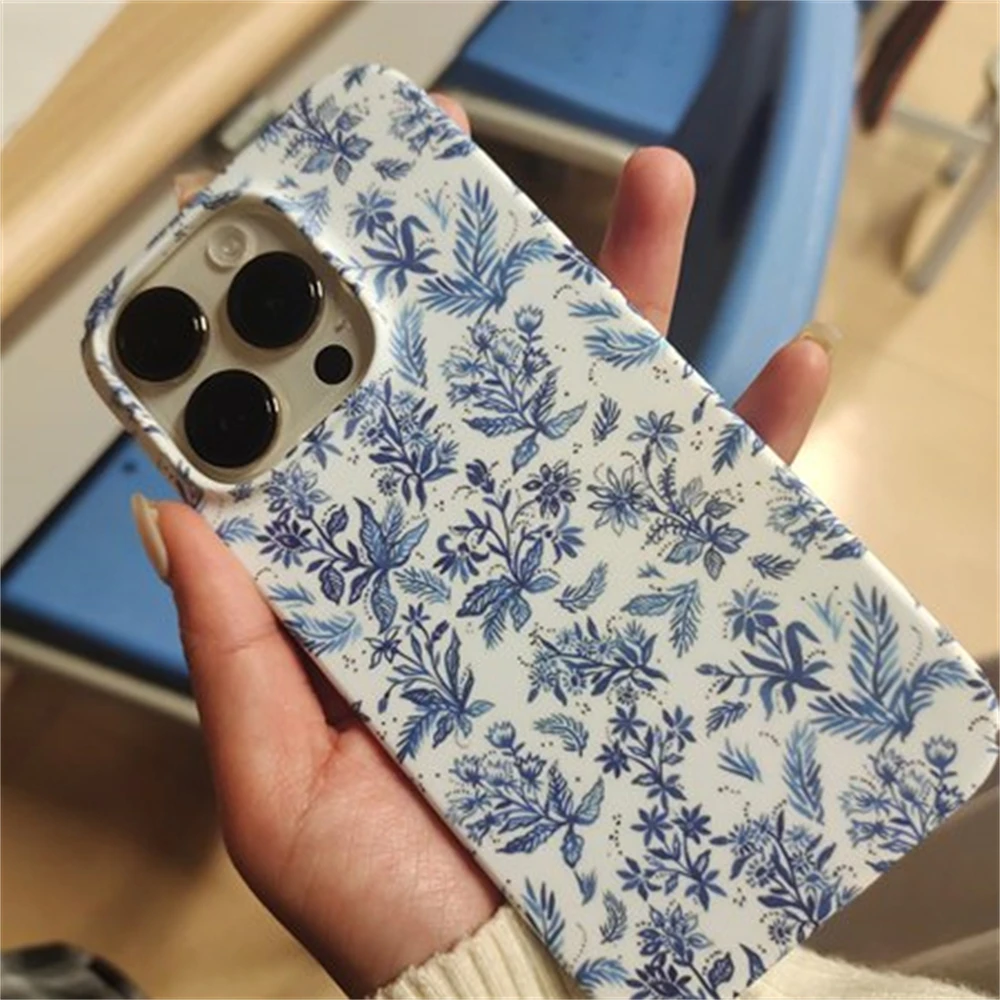 

Aesthetic Blue And White Porcelain Phone Case for iPhone 16 15 14 13 12 11 Pro Max XS XR XSMax 7 8 Plus Glossy Hard PC Cover
