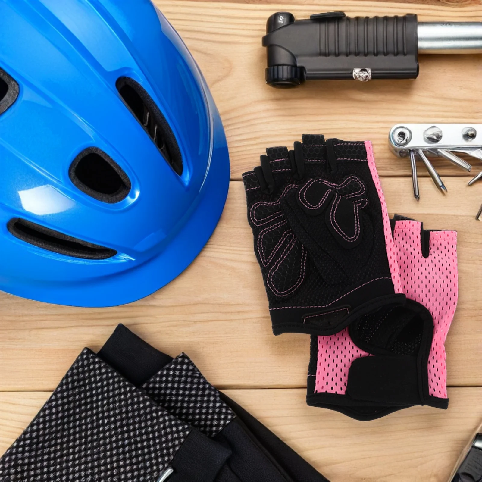 1 Pair Sports Gloves Breathable Anti-Slip Half Finger For Men Women Workout Gym Cycling Mountain Bike Fitness Training