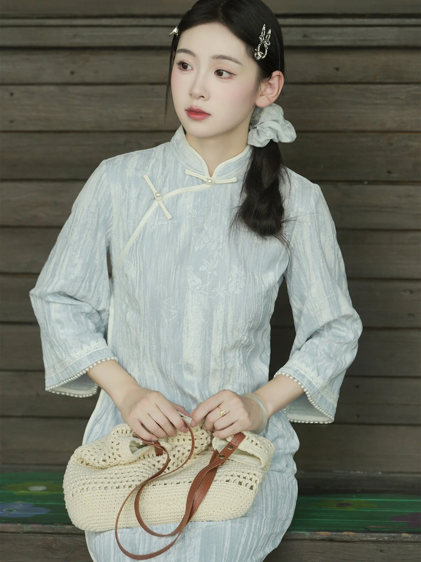 

Традиционная китайская повседневная одежда в стиле ретро с открытым воротником для молодых женщин Ele Simple Autumn Faion