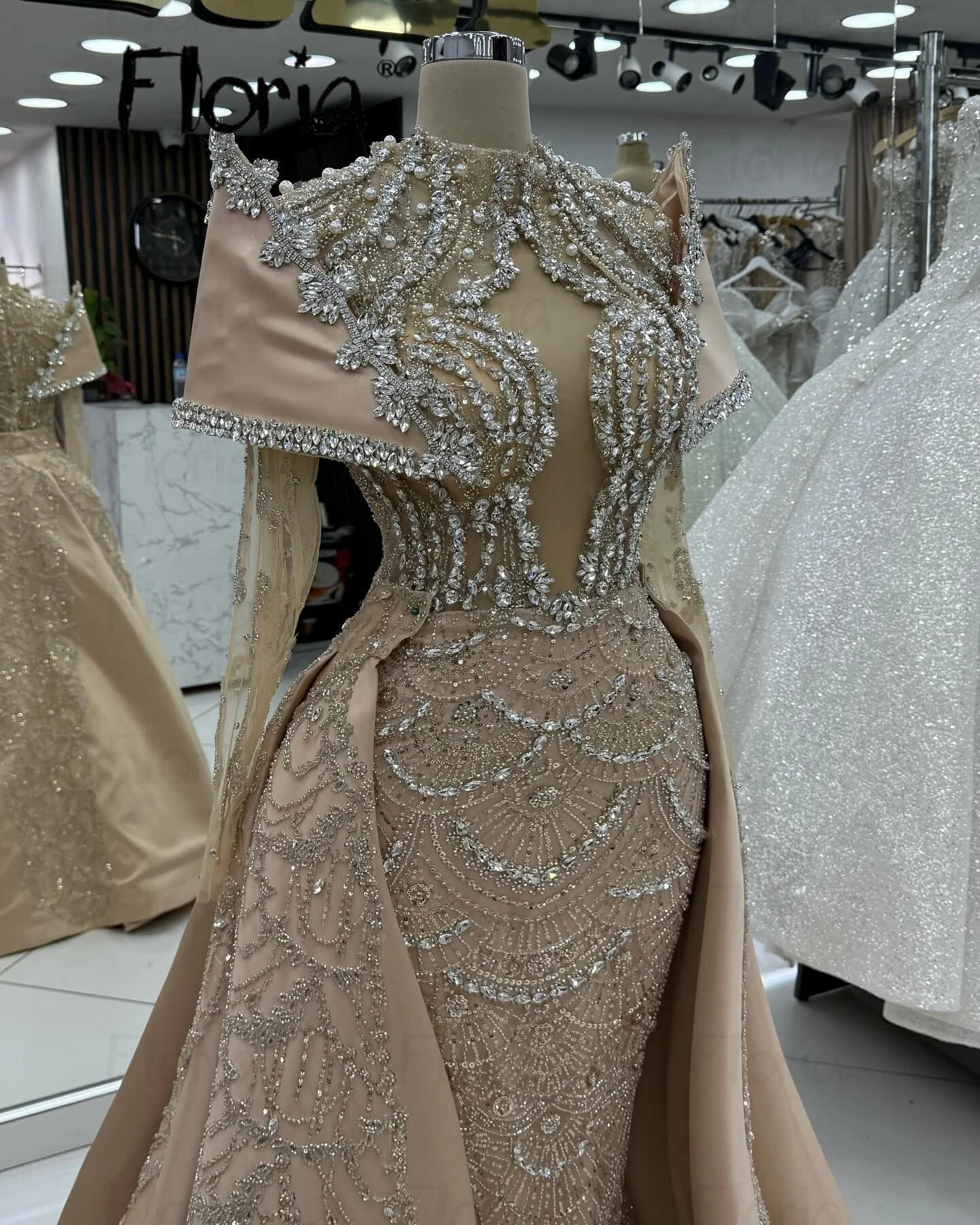 

Floria Muslim Champagne Elegant Evening Dress With Overskirt Turtle Neck Customized Dubai Wedding Party Gowns Bride Formal Dress