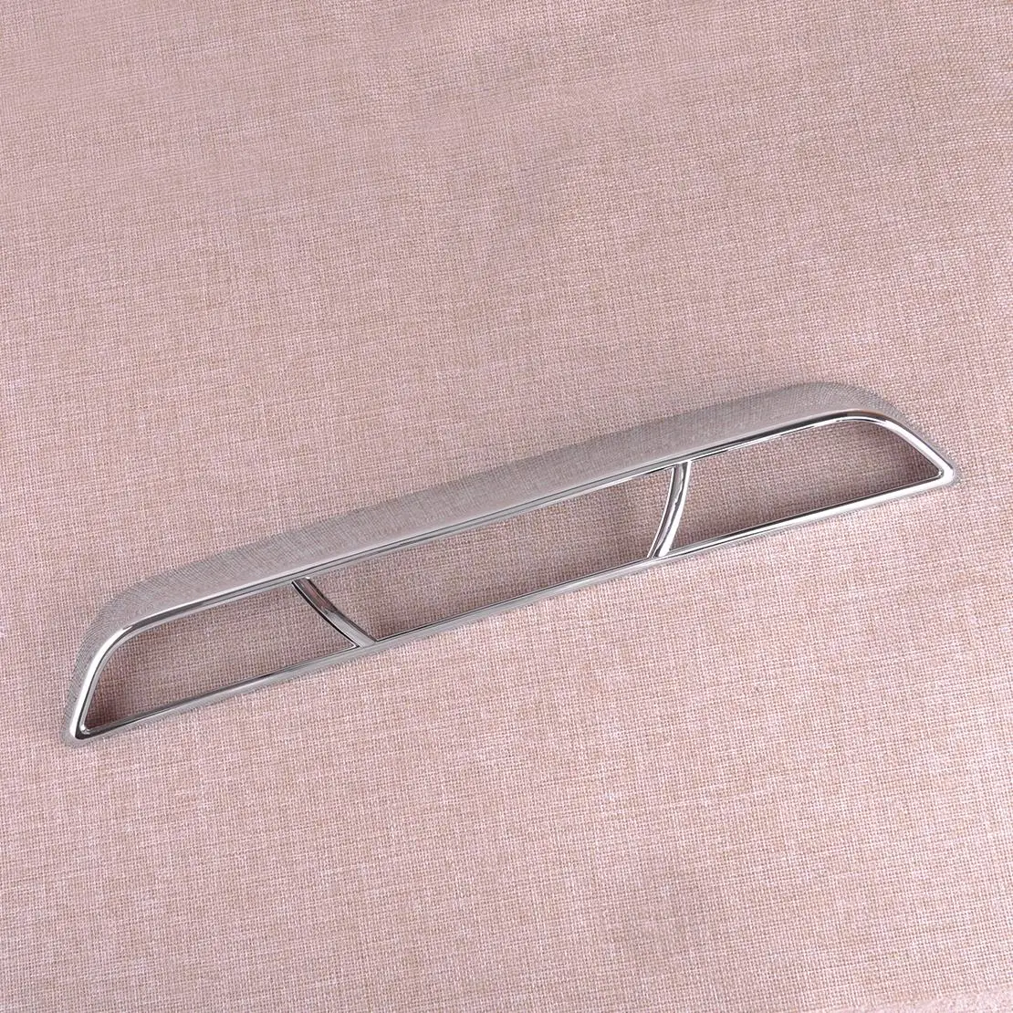 

Car Rear Tail High Mount LED 3rd Third Brake Stop Light Cover Trim Chrome Fit for Ford F-150 2021-2022 ABS