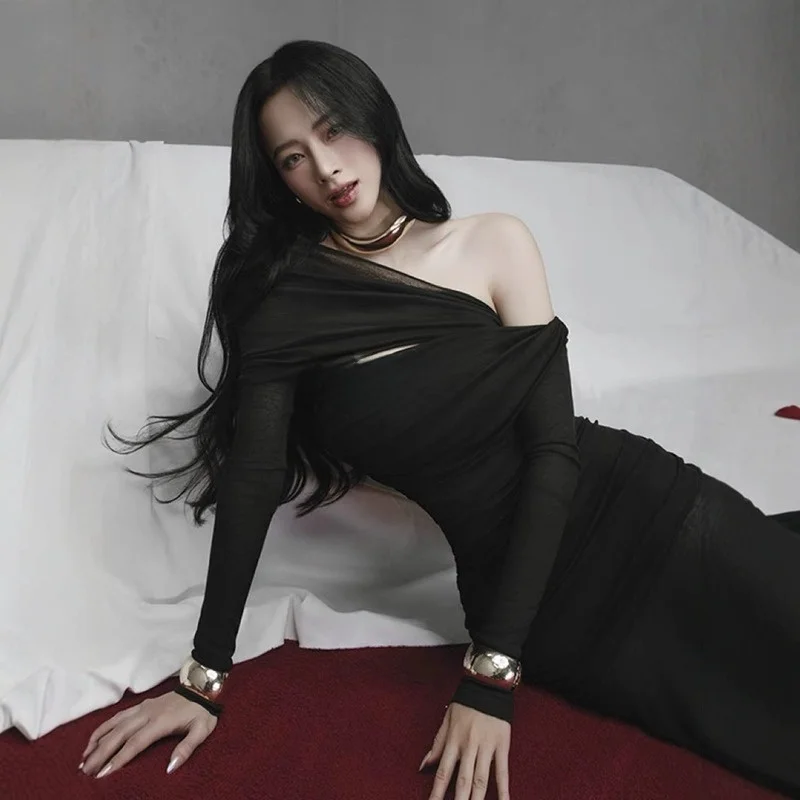 BEWQ-vestido elegante a la moda para mujer, vestido de fiesta de noche ajustado con cuello oblicuo y manga larga de punto, novedad de Otoño de 2025