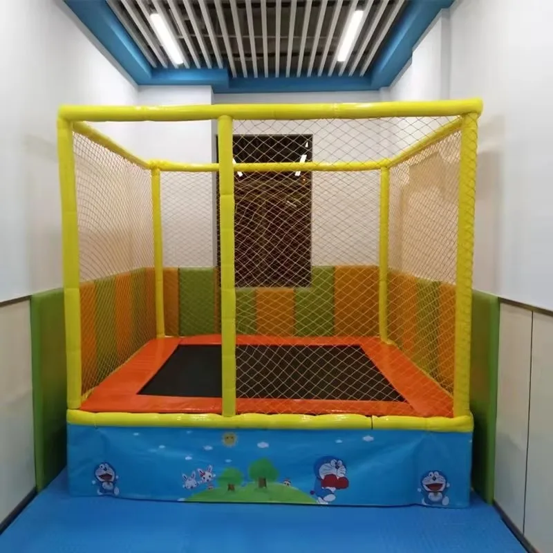 Koruyucu Fileli Kare Trambolin, Çocuk Oyunları İçin İç ve Dış Mekan, Fabrika Direkt Satış, Trambolin Spor Salonu İçin Merdivenli