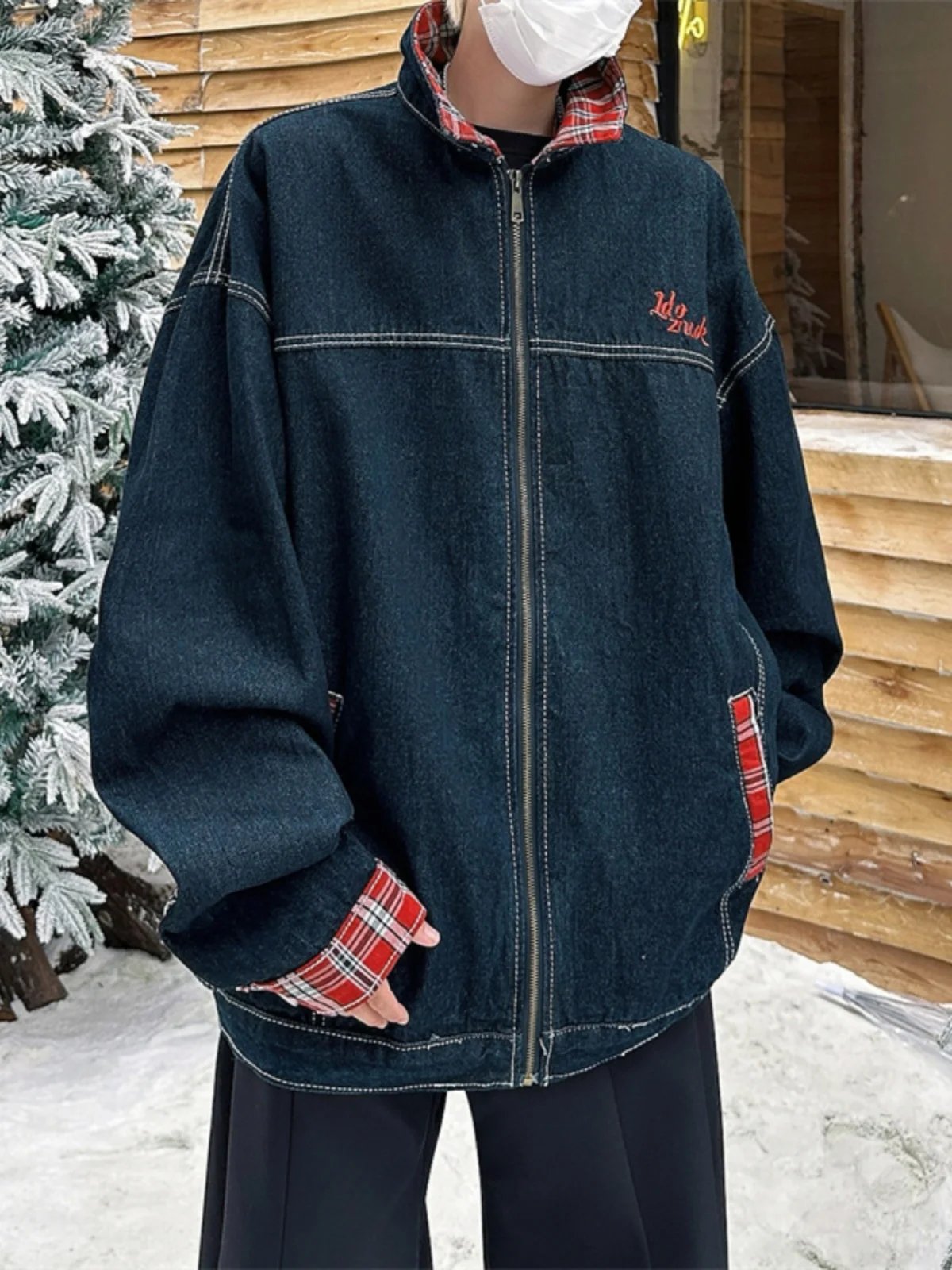 

Ретро-куртка из денима в американском стиле с клетчатыми вставками для мужчин, весенне-осенняя, свободного кроя, повседневная, с воротником-стойкой, утепленная верхняя одежда для молодежи