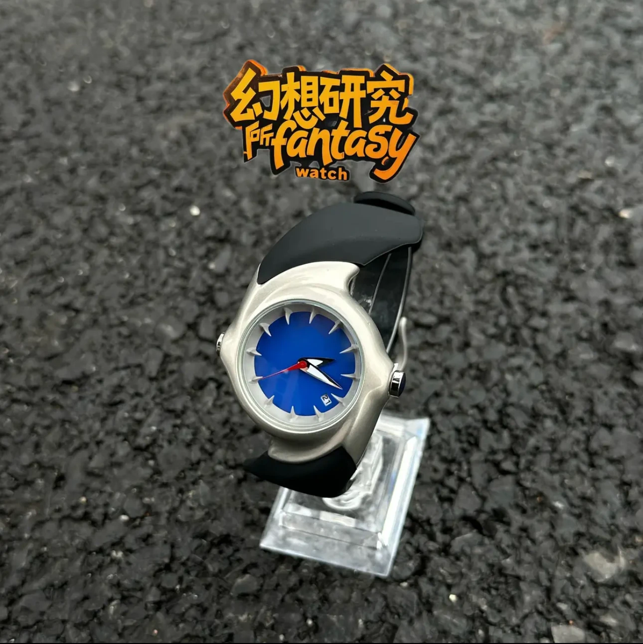 สถาบันวิจัย Y2K สายรัดซิลิโคนดีไซน์ยุคใหม่ย้อนยุคสุดล้ำ โดดเด่นไม่ซ้ำใคร สำหรับผู้ชายและผู้หญิง ระดับไฮเอนด์