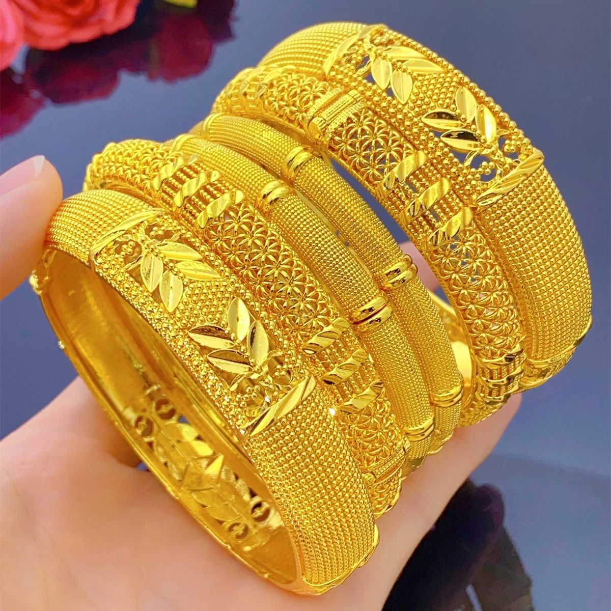 XUHUANG 24k Gold Plated Round Design Bracelets Dubai Saudi Bangle for Bridal Indian Hand Jewelry Arab Luxury Jewelry Party Gifts