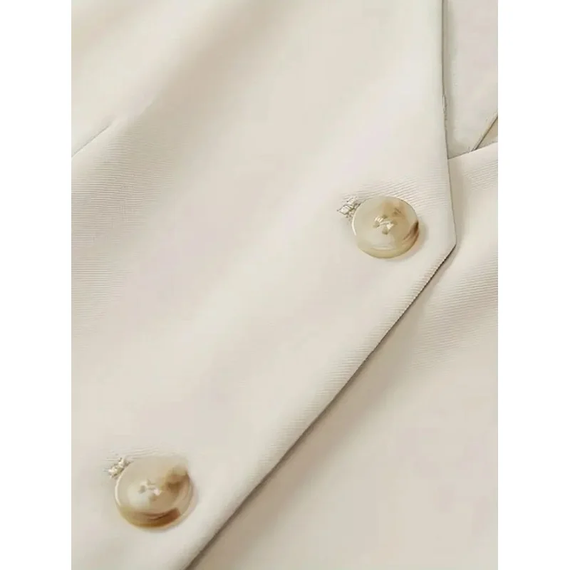 

Винтажный жилет с пуговицами спереди, повседневный, цветной, женский, осенний сезон 2024, другой материал, 100% без фирменной маркировки