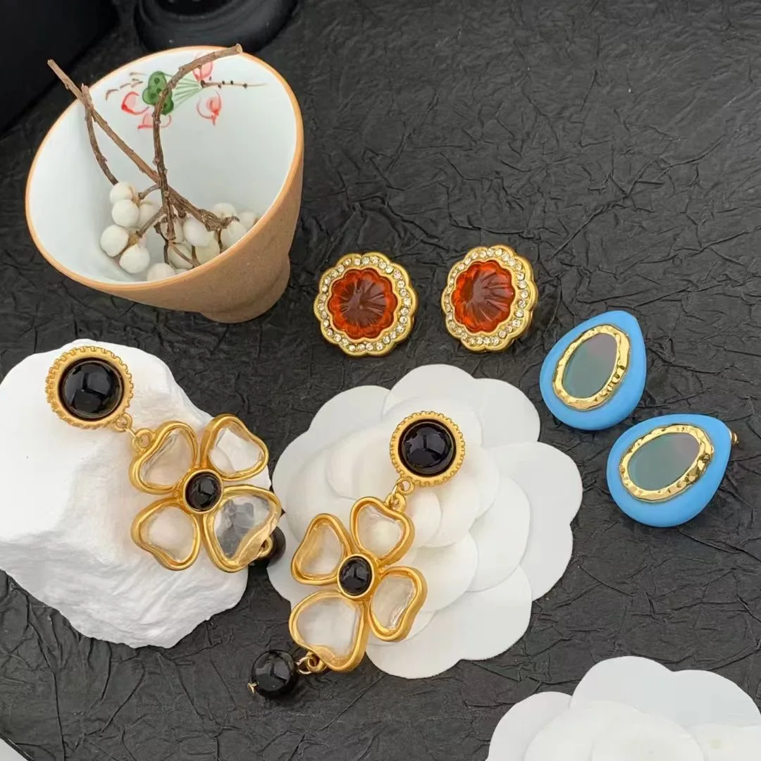 

Medieval Vintage Flower transparent resin earrings for women's girl jewelry wholesale