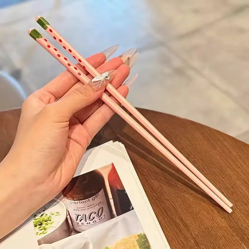 New New Reusable Strawberry Pattern Pink Chopsticks Non Slip Heat Resistant Tableware For Home Daily Family Dining Meals