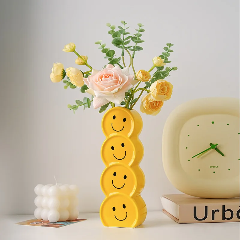 

Yellow Ceramic Happy Face Flower Vase–Unique Modern Farmhouse Home Decor Aesthetic Decorative Smiling Face Vases For Table Decor