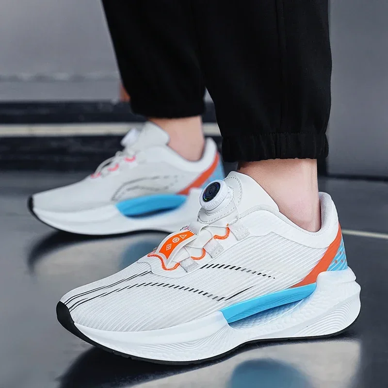 2024 été nouvelles chaussures pour hommes bouton rotatif léger évider stable sport respirant absorbant les chocs Shoes36-44 de course