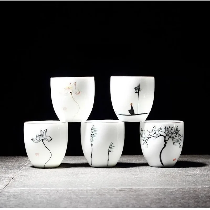 1PC Hand Drawn Ceramic Tea Cup Kung Fu White Porcelain Owner Single Person Hand Holding Gift Cup Drinking Utensils