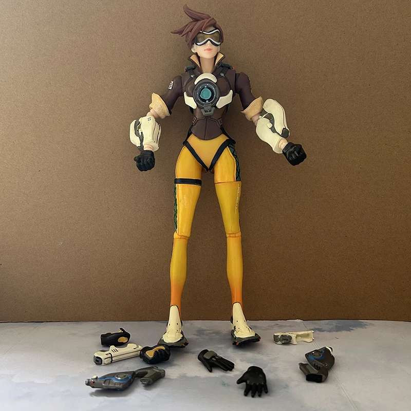 OW OverWatch Figure Hot Toys 352 Tracer Reaper Gabriel Reyes Blackwatch Tracer Lena Oxton Figma Figurine Anime Model Toys Gift