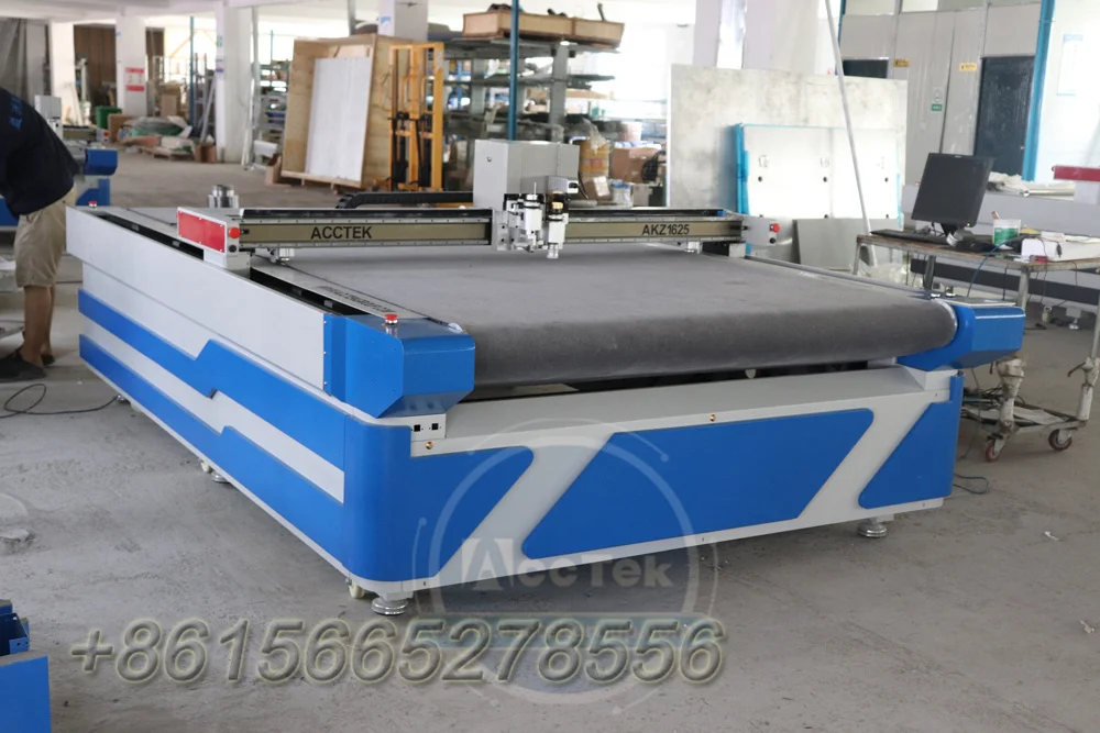 AccTek 1625 1825 2030 2040 Auto Feed Plotter CNC Oscillerende Mes Cutter Kartonnen Doos Monster Snijmachine voor Verpakkingsindustrie