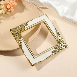 1pc Retro Golden Resin Mini Photo Frame Ornaments Vintage Small Jewelry Positioning Frame Jewelry Display Props Home Decoration