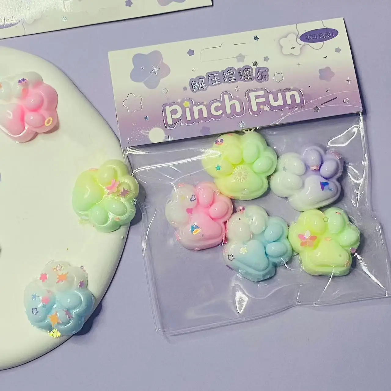 5Pcs/1 Beutel Gradienten Mini Pailletten Katze Pfoten Prise Weiche Langsam Rebound Spielzeug Transparent Kristall Katze Pfote Nette Squeeze Stress Relief Spielzeug