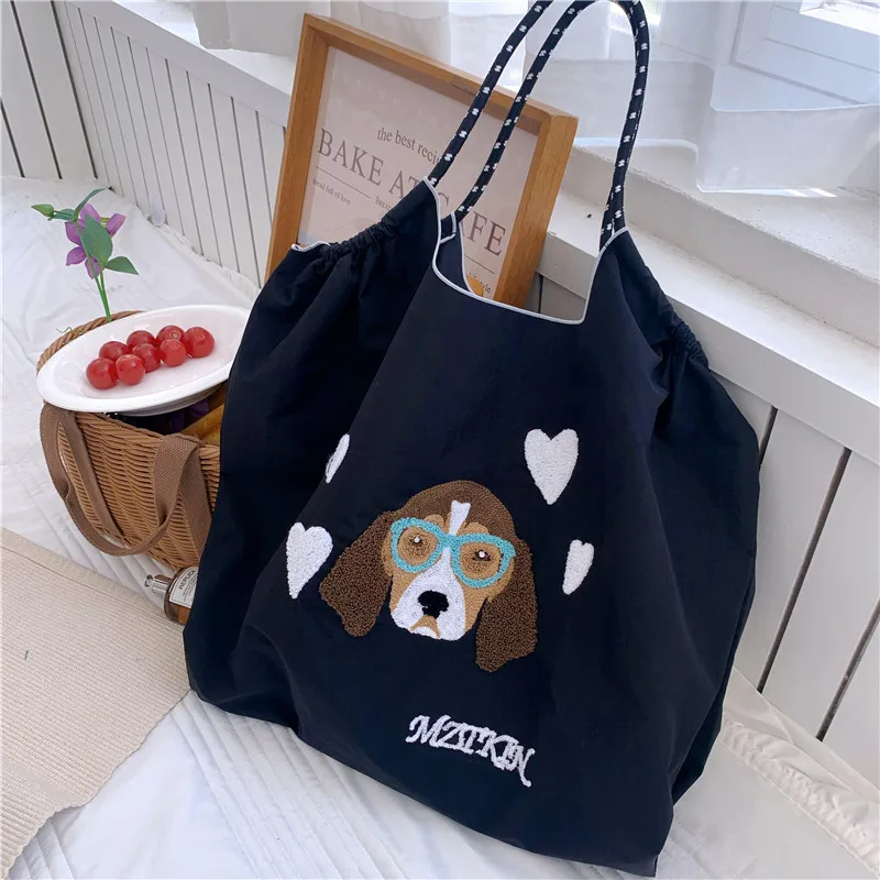 Borse ecologiche con ricamo per cani di grandi dimensioni per le donne borsa a tracolla per cani Beagle borse per Shopper in Nylon borse firmate per cartoni animati Ball Recycle Tote