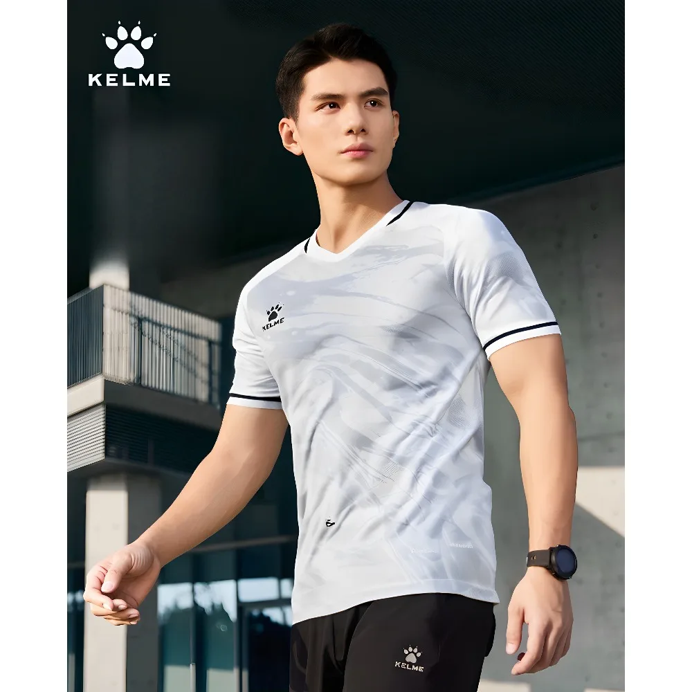 KELME  2026 Summer Men’s T-Shirt: A Best-Selling Collaborative Design Combining Sport Fitness Casual Fashion Lightweight Fabric