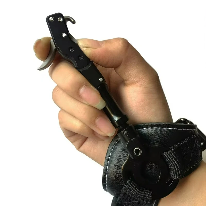 Compound Bow Release Aid  Archery Hunting   Hook Design Wrist Arrow Release  360 Rotating Adjustable Leather Equipment