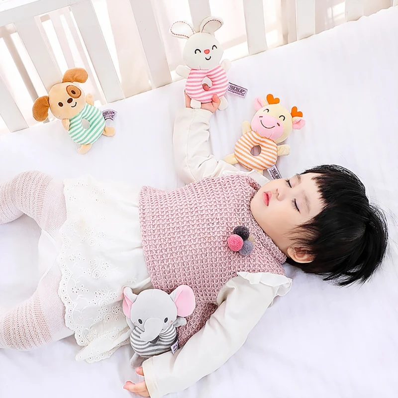 

Round Hand Rattle Infant Cute Plush Hand Grab Toy Baby Hand Rattle Stick Soothing